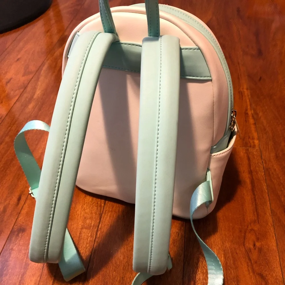 Alice in wonderland loungefly backpack - Picture 2 of 7